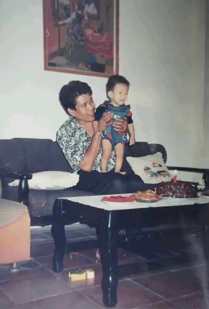 GIF diunggah oleh ARIANTOC