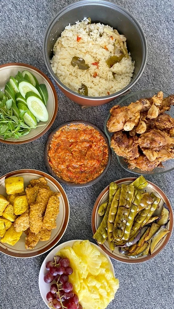 GIF uploaded by Mojja