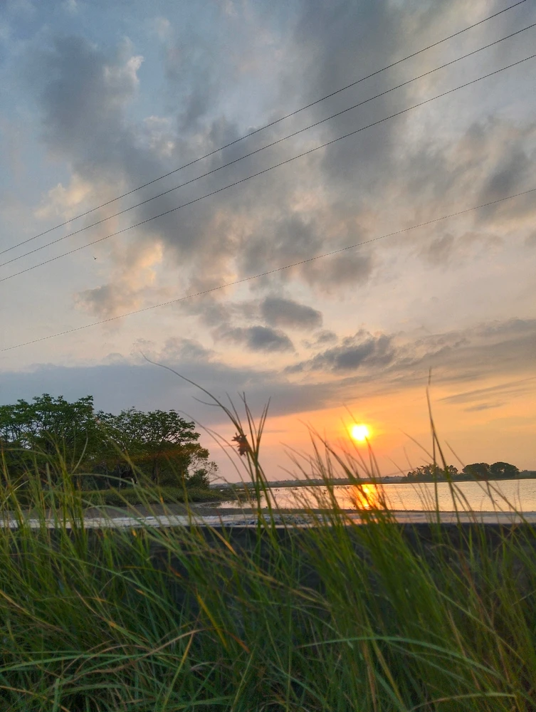 GIF diunggah oleh Nabilahft