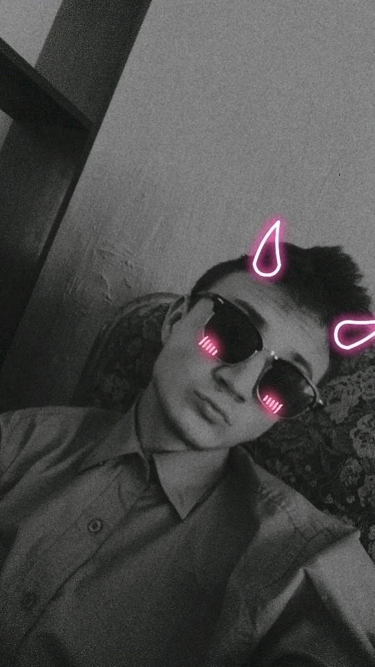 GIF uploaded by Dewald