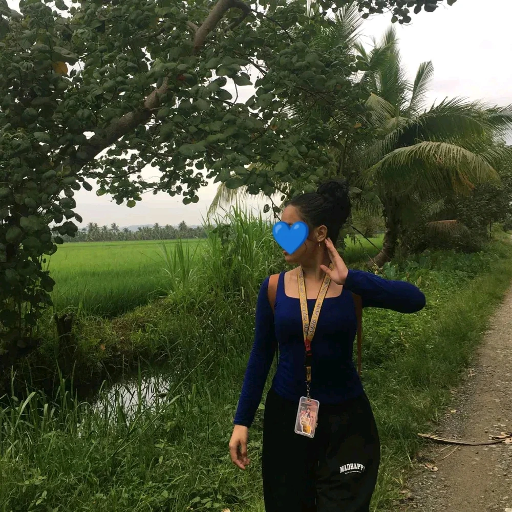 GIF uploaded by Cassandra Enaga