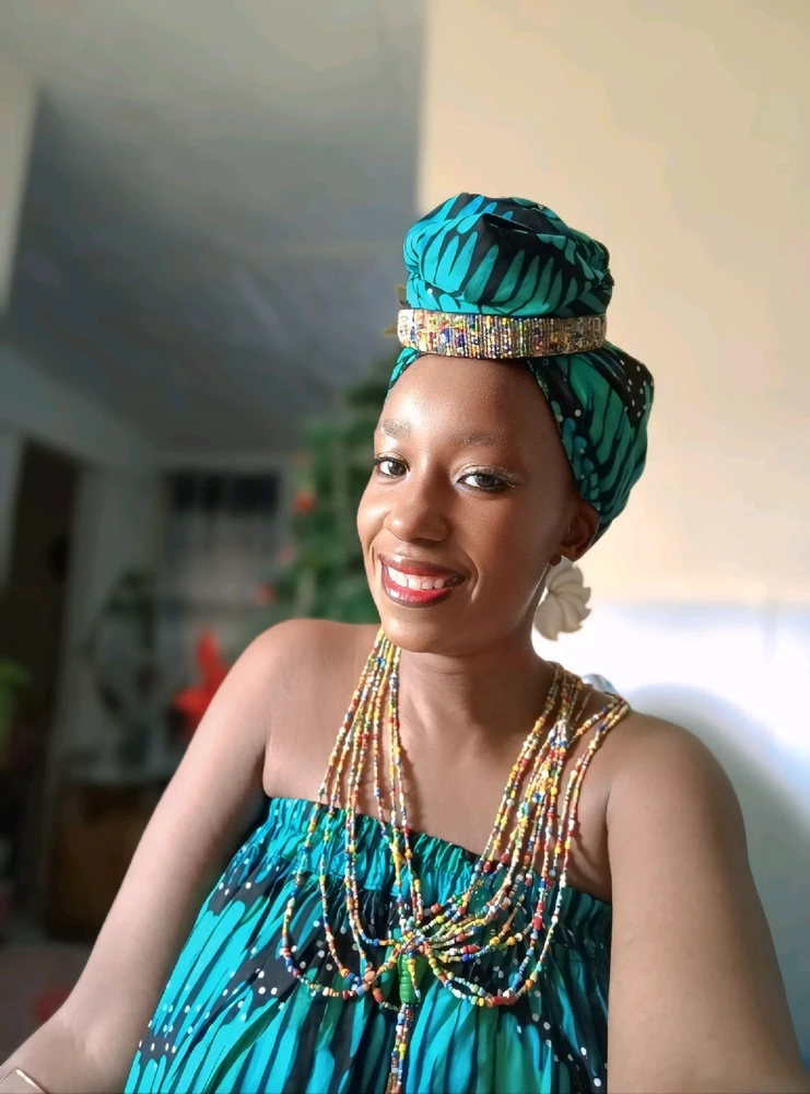 GIF uploaded by Ishanza