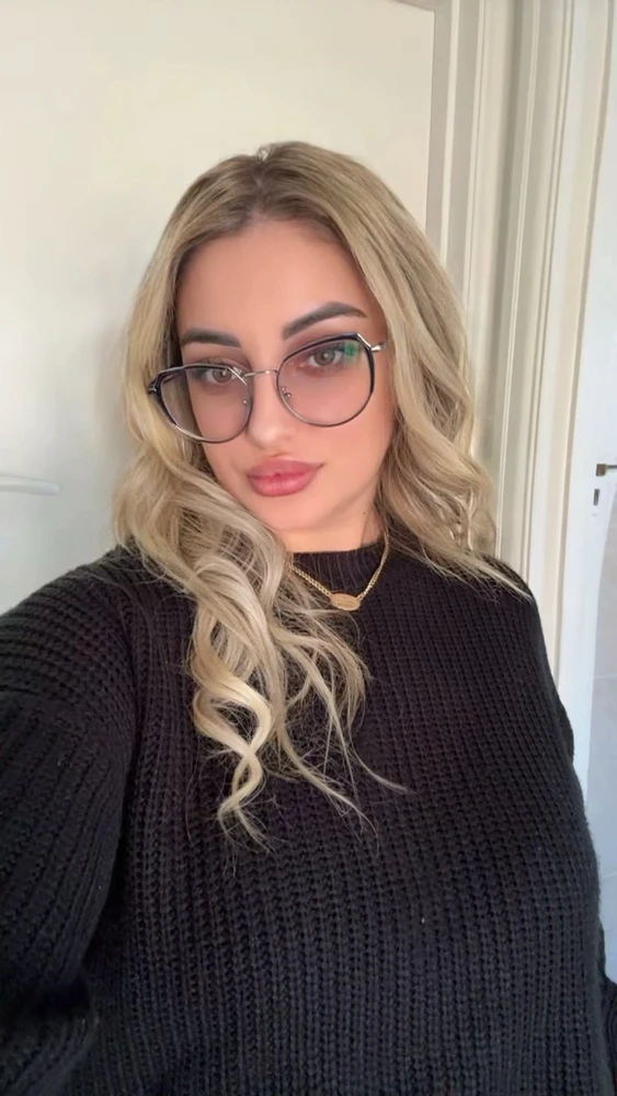 GIF uploaded by Kassandra