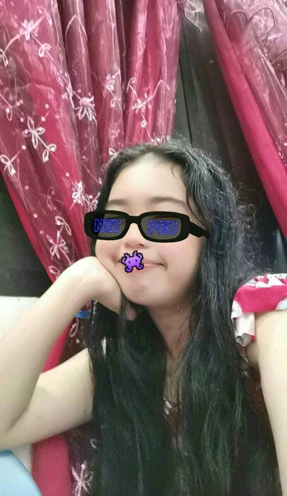 GIF uploaded by Collaine