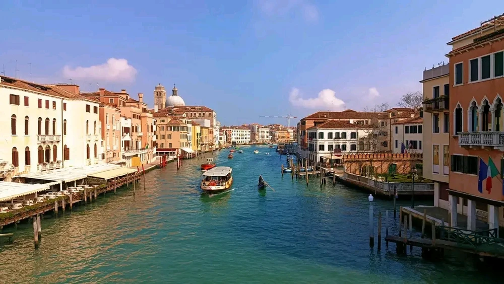 GIF uploaded by Dragan