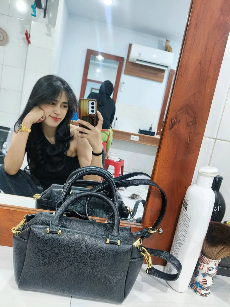 Gambar diunggah oleh Alisa