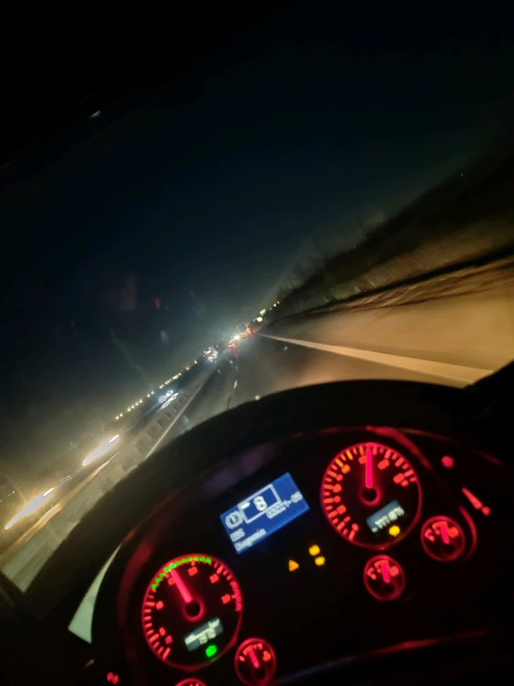 GIF încărcat de Valentin