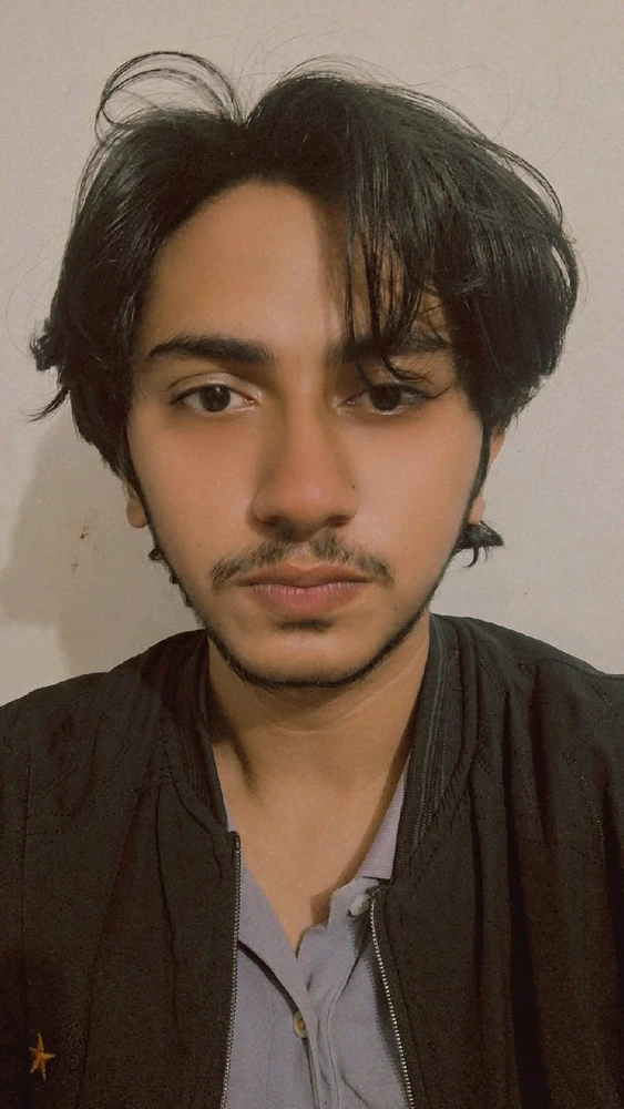 GIF uploaded by Ayman