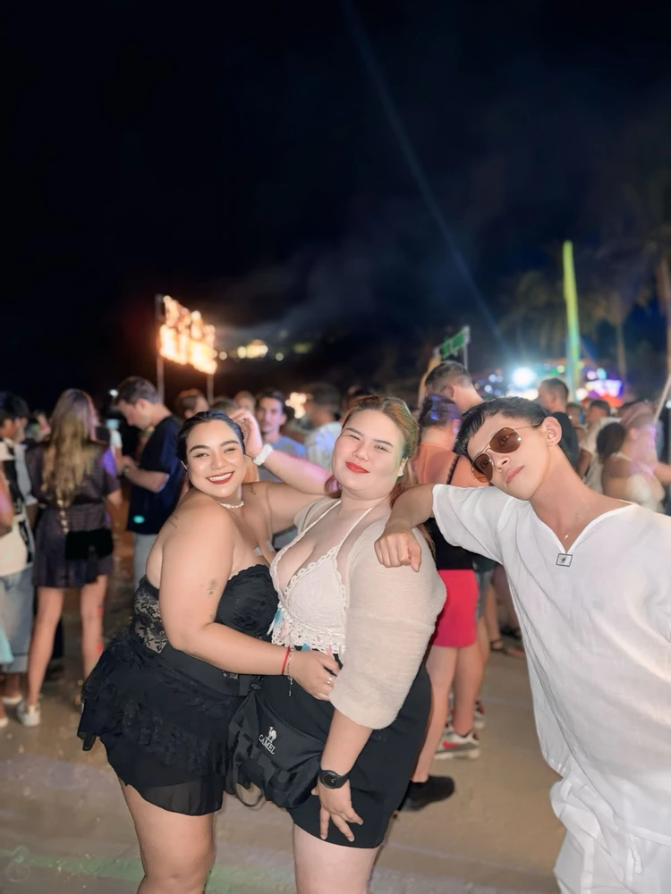 รูปที่อัพโหลดโดย PEMAI