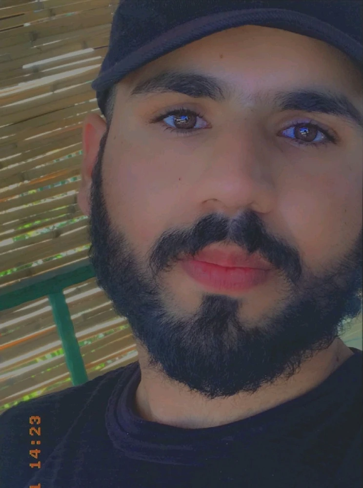 GIF uploaded by Muhamad