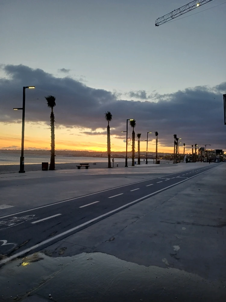 E... tarafından yüklenen GIF