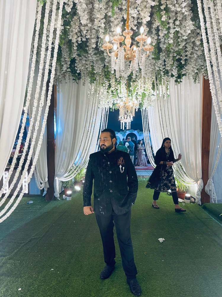 GIF uploaded by Nabeel King