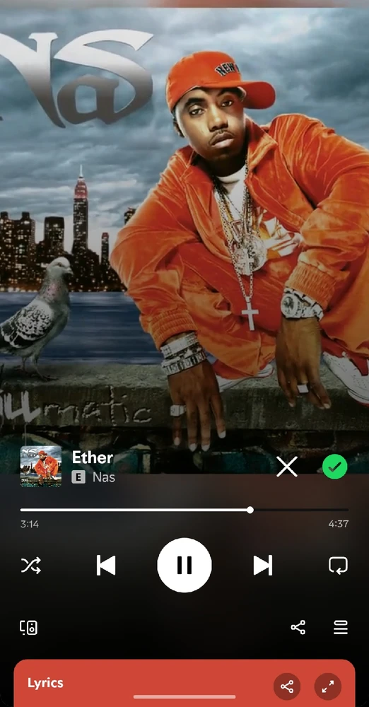 GIF uploaded by Mika