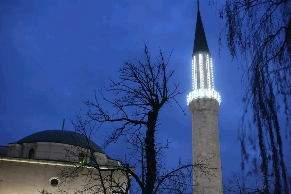 GIF uploaded by Eldo Bosnali