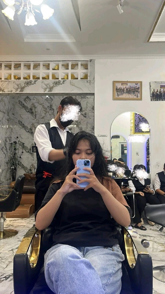 GIF uploaded by yuni