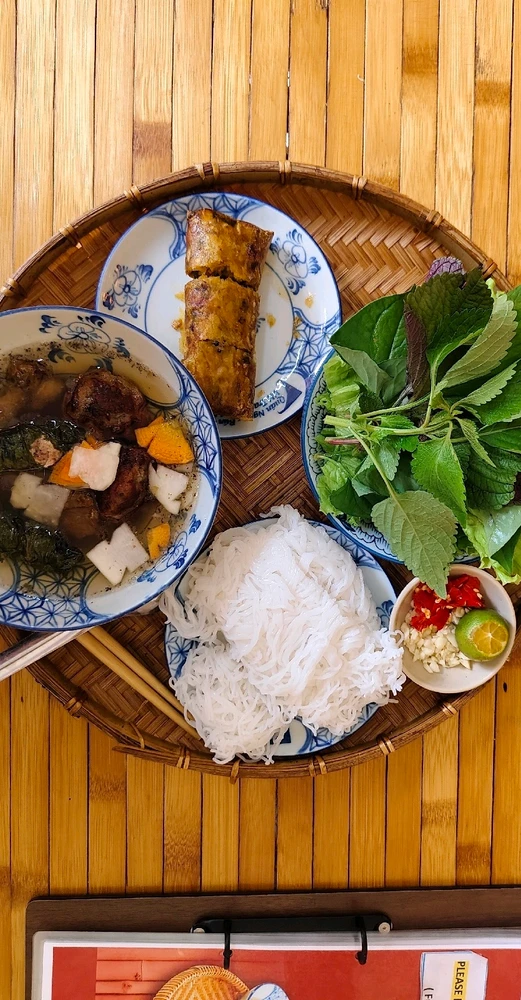 Image uploaded by Aqua