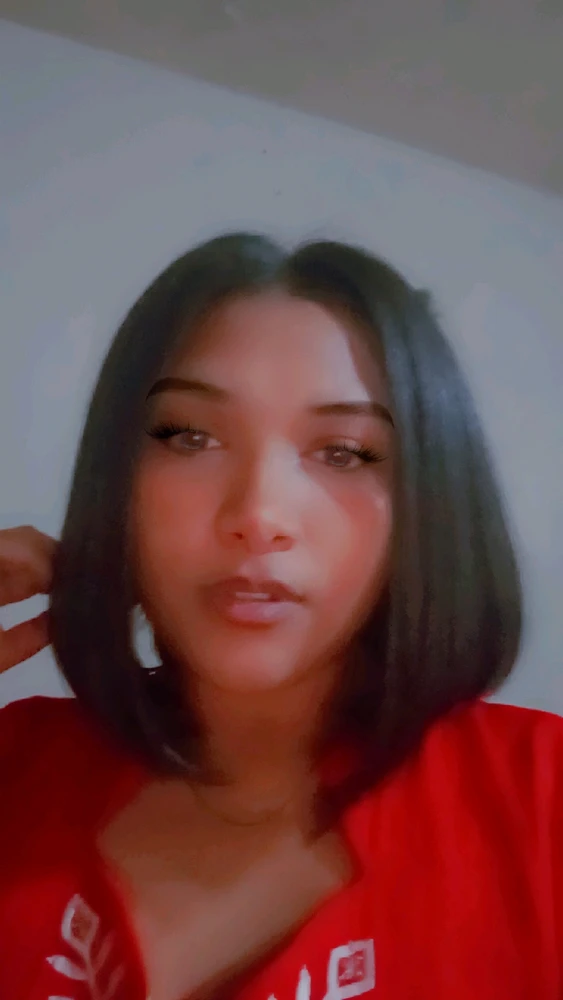 GIF uploaded by Mely