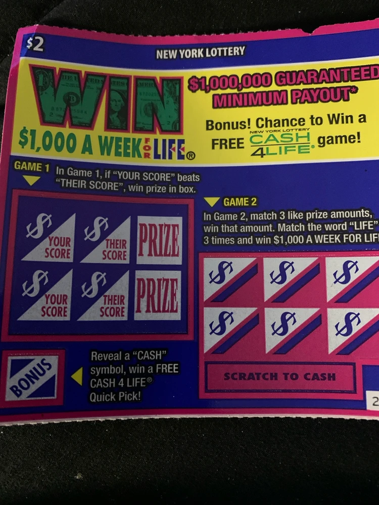 GIF uploaded by Nadeen