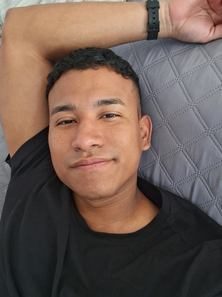 GIF uploaded by Keviin,lz