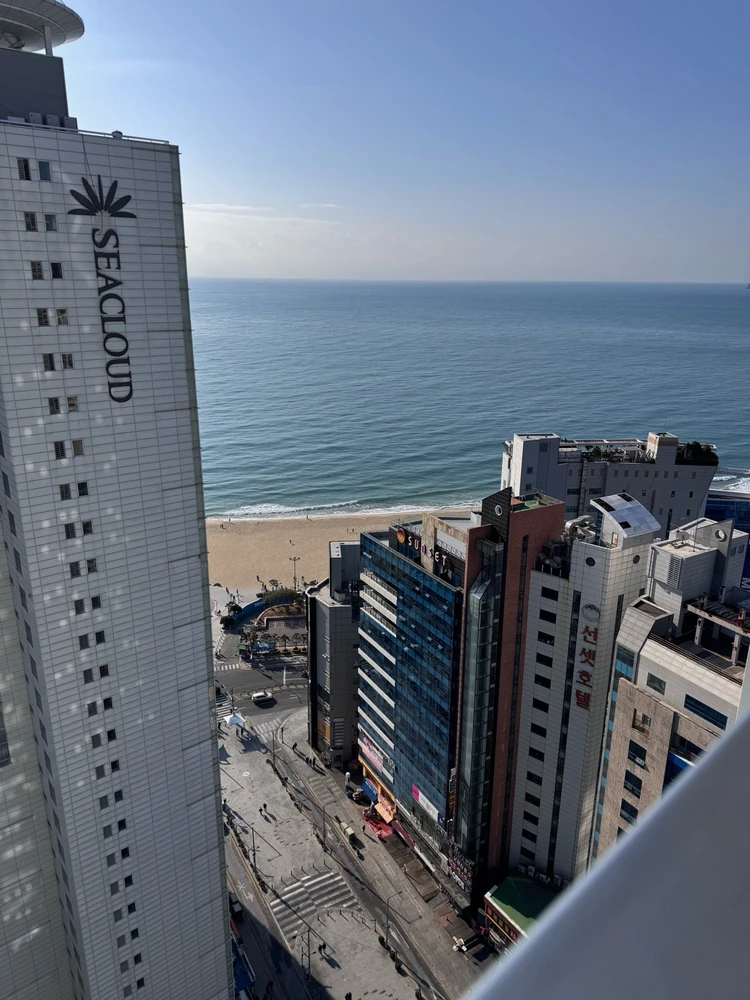 GIF uploaded by Hiro