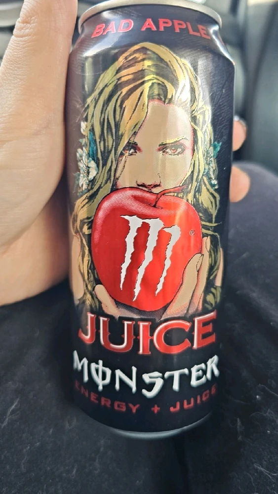 GIF uploaded by Avery Moon Fang