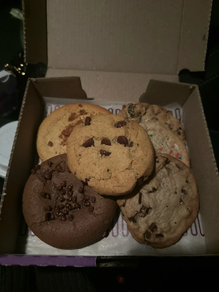 GIF uploaded by Estella