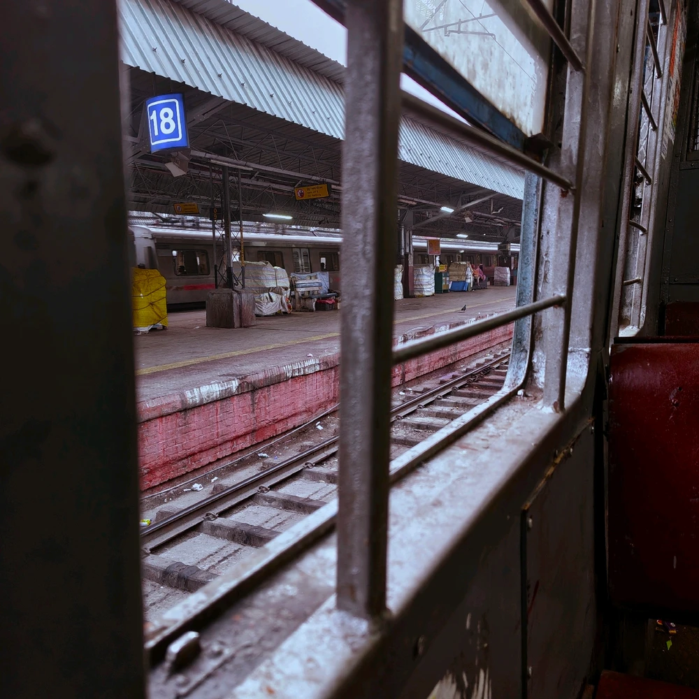 GIF uploaded by Soukarya