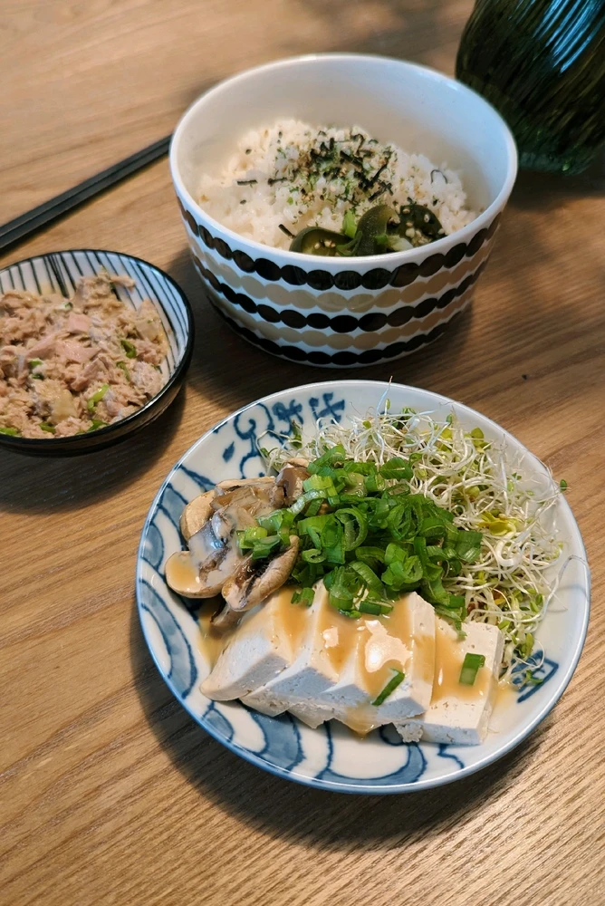 GIF uploaded by Vennu