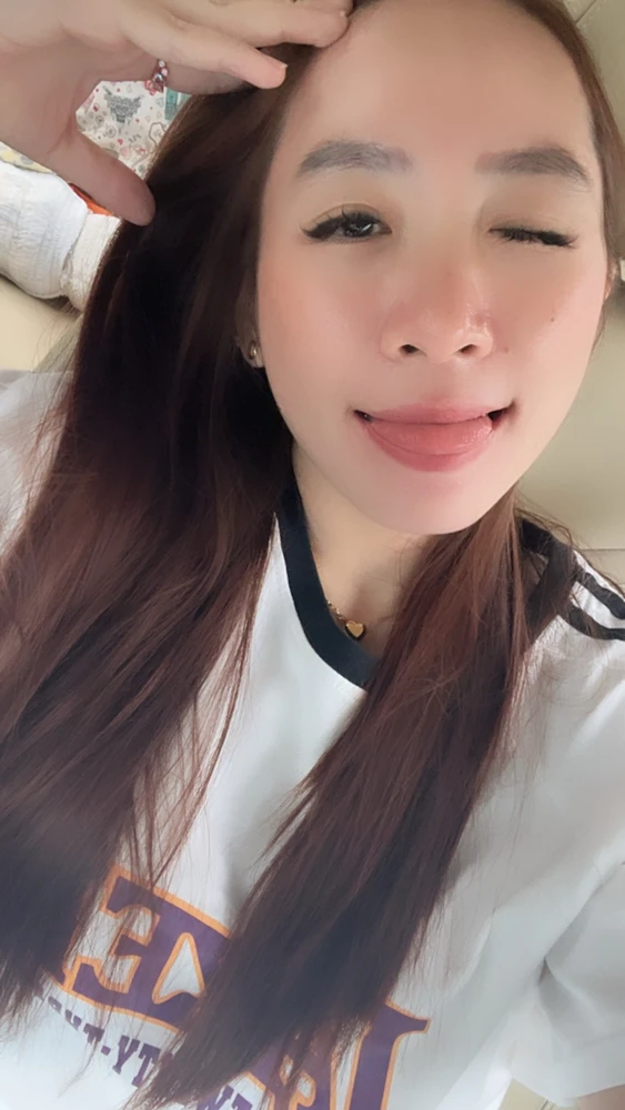 GIF uploaded by Melll