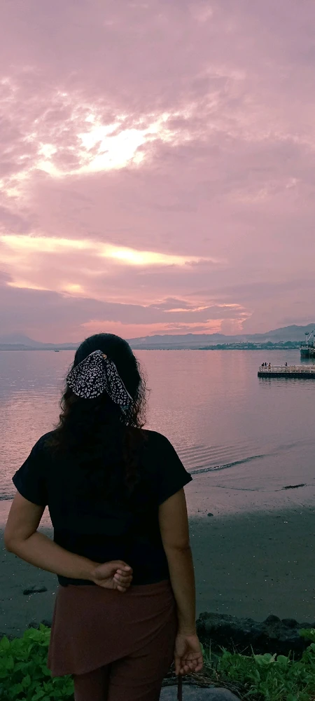 GIF uploaded by Yasmin