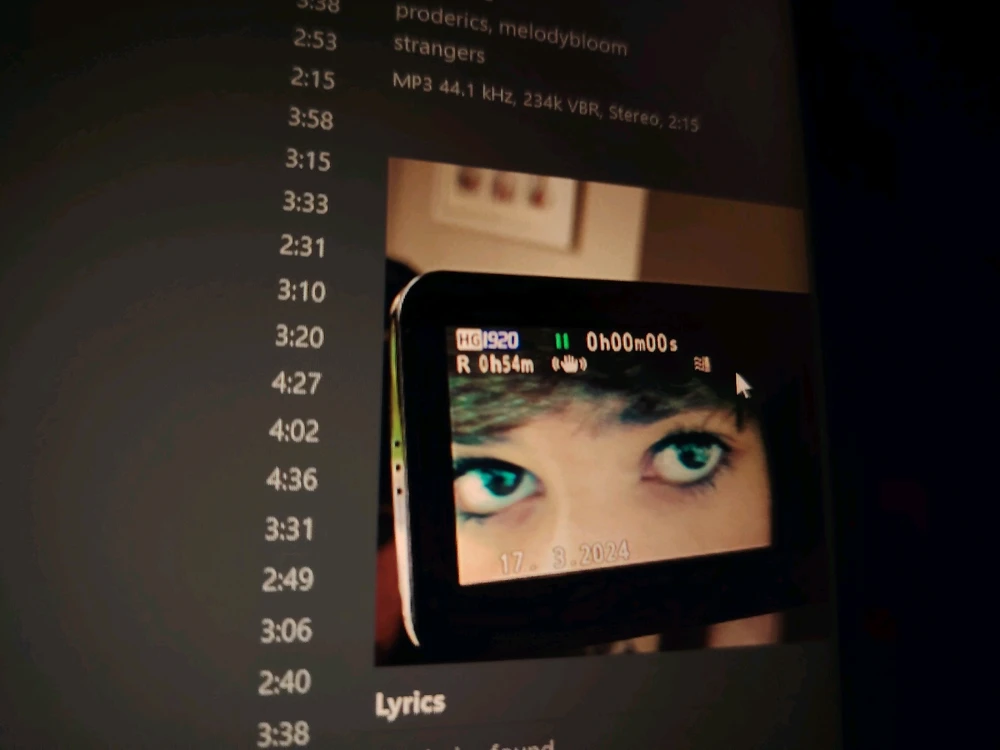 GIF uploaded by Reshad