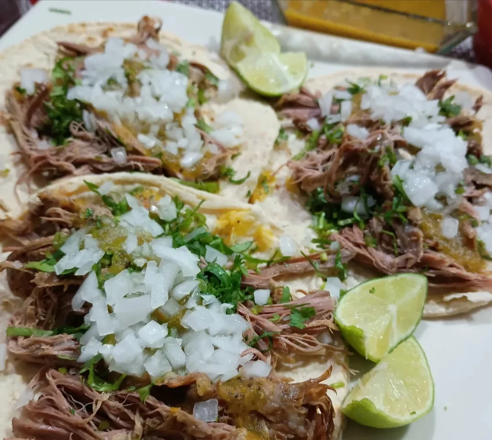 GIF uploaded by Carolina