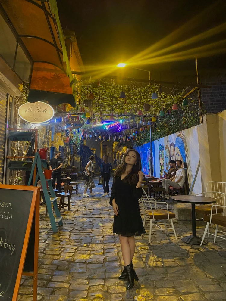 GIF uploaded by yuli