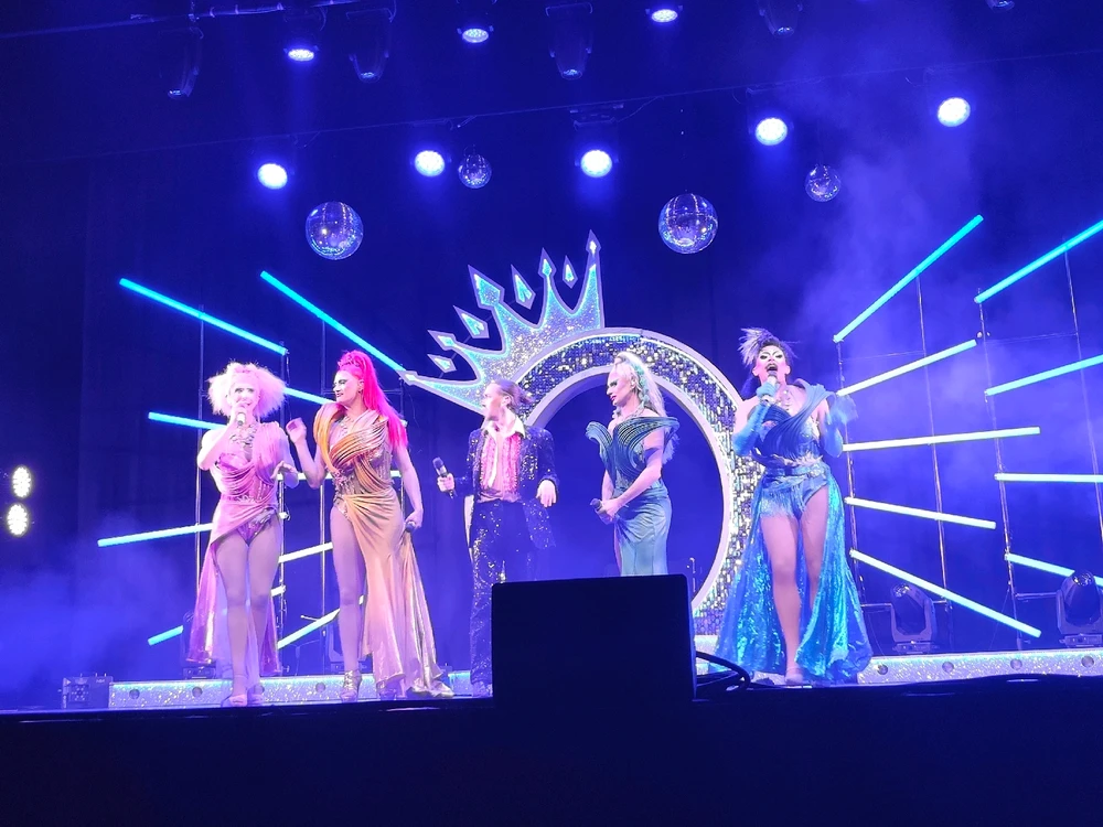 GIF uploaded by Angel