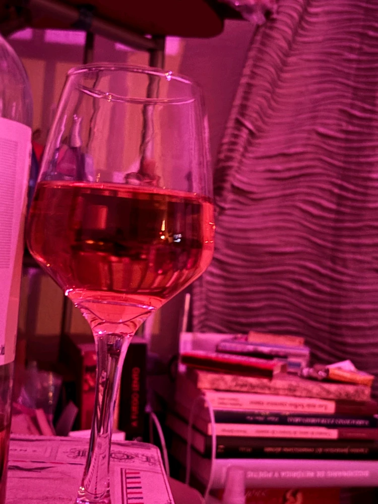 GIF uploaded by Barbara