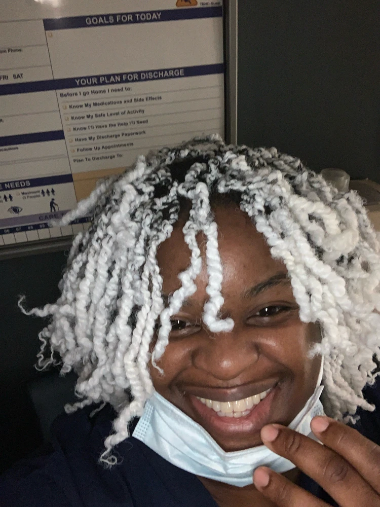 GIF uploaded by Nadeen