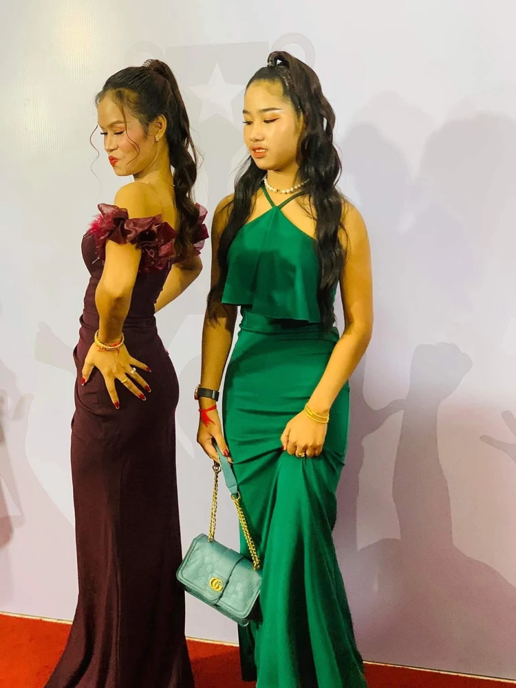 GIF uploaded by Heng Channa