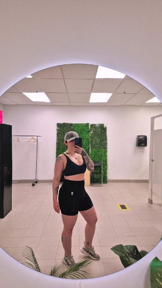 GIF uploaded by Tobi