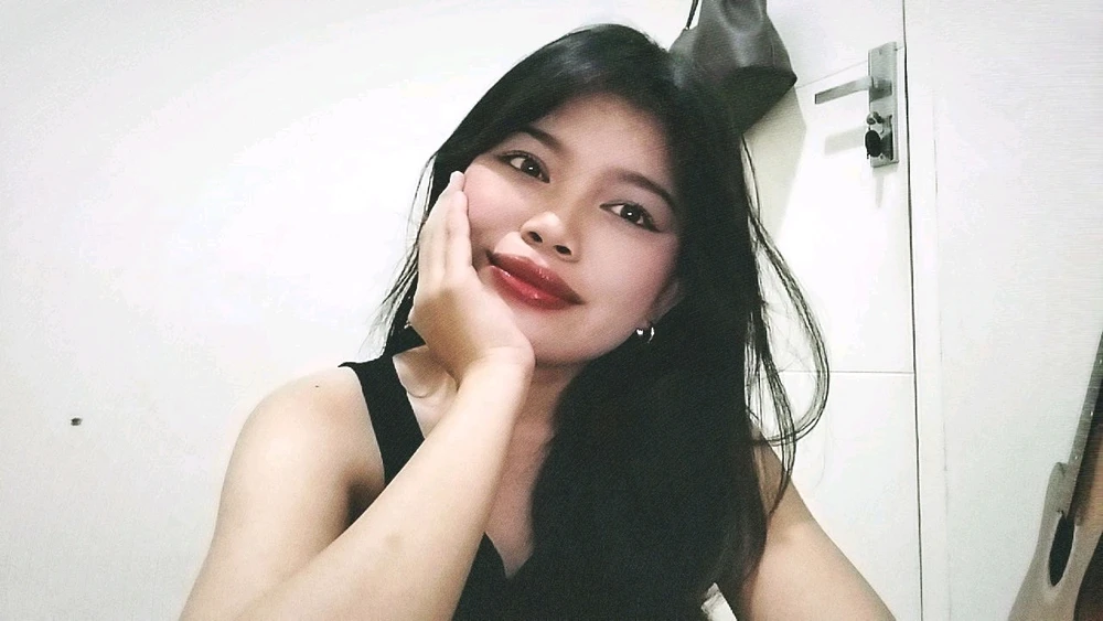 GIF uploaded by caca