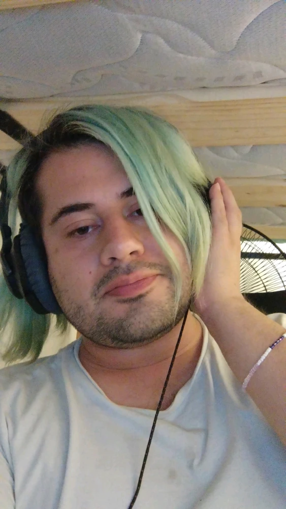 GIF uploaded by Ricardo