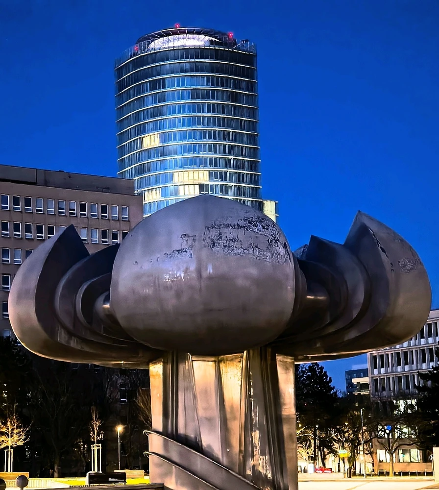 GIF uploaded by Barbs