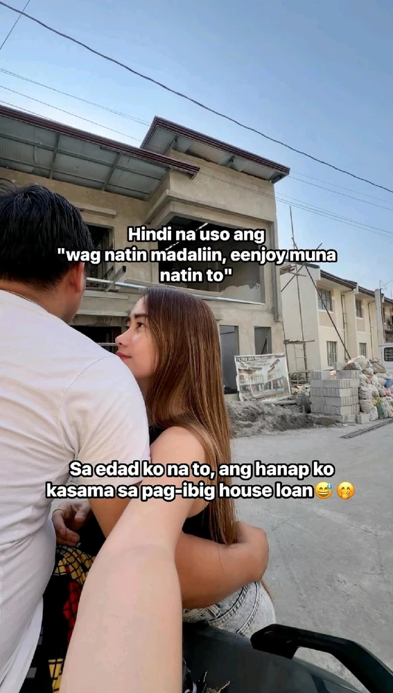 GIF na in-upload ni J Paul