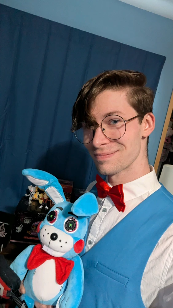 GIF uploaded by Mackie