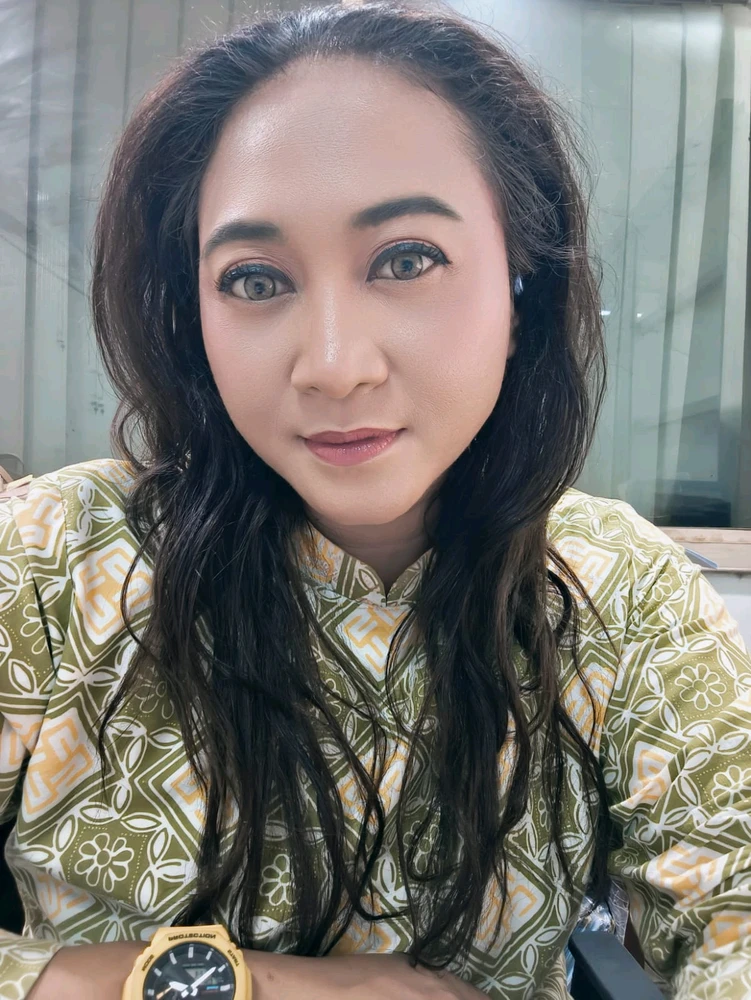 GIF diunggah oleh Ovie