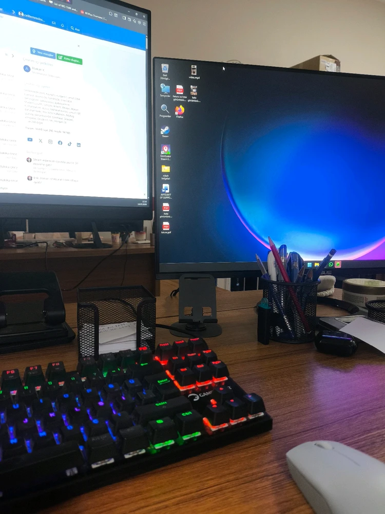 Emre tarafından yüklenen GIF