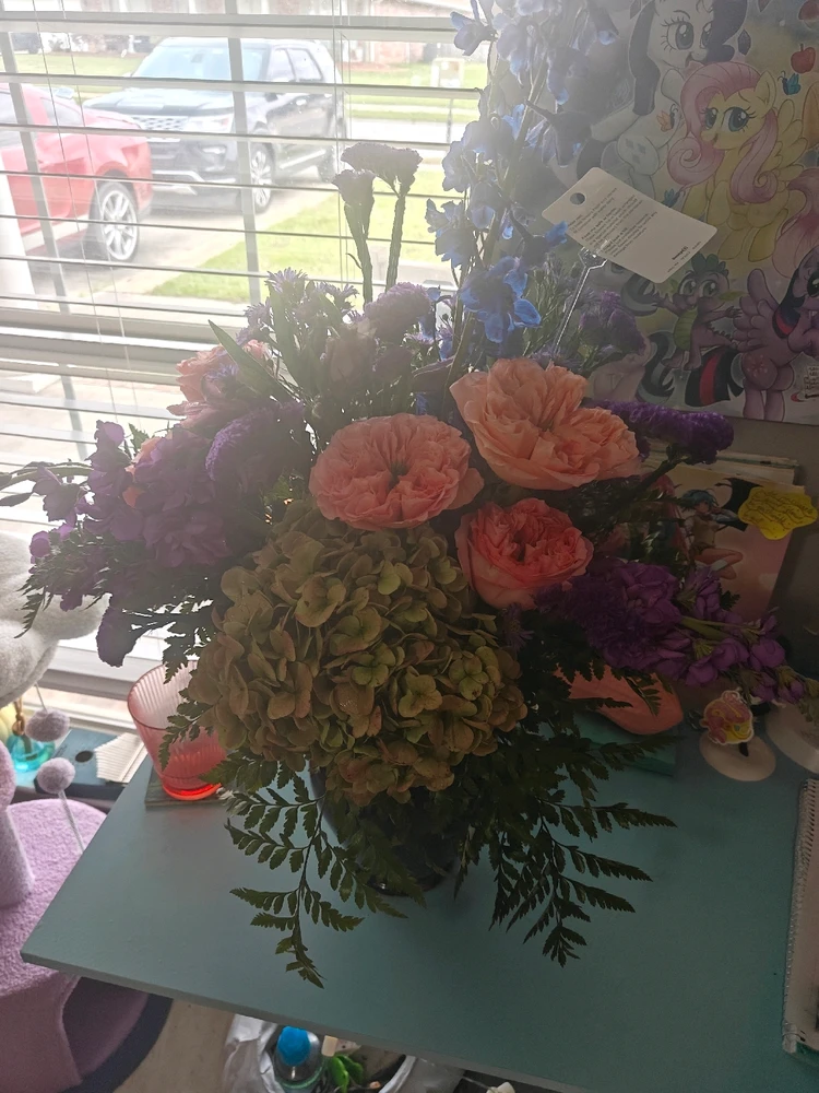 GIF uploaded by Sophie