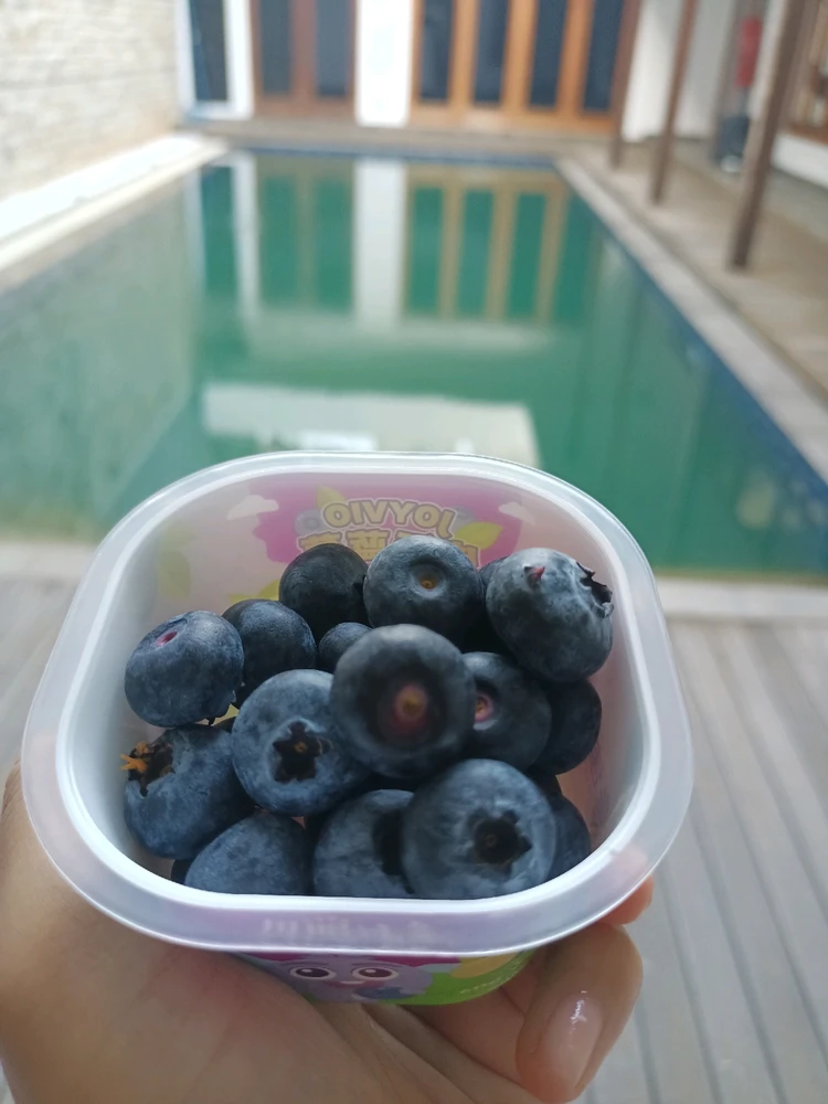 GIF diunggah oleh Ayu