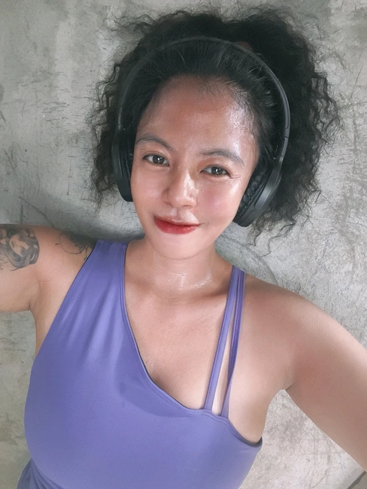 GIF uploaded by Maria