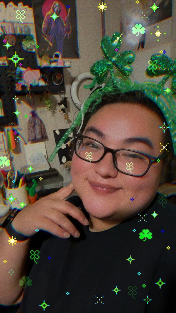 GIF na in-upload ni Mak