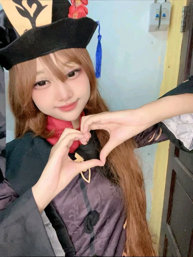 GIF uploaded by Maika